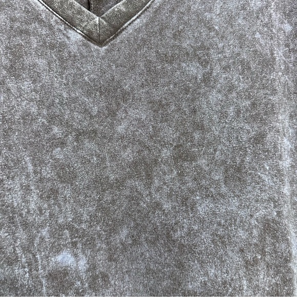 Zenana Outfitters Women's Sleeveless Tank Top - Dark Blue - Picture 2 of 5